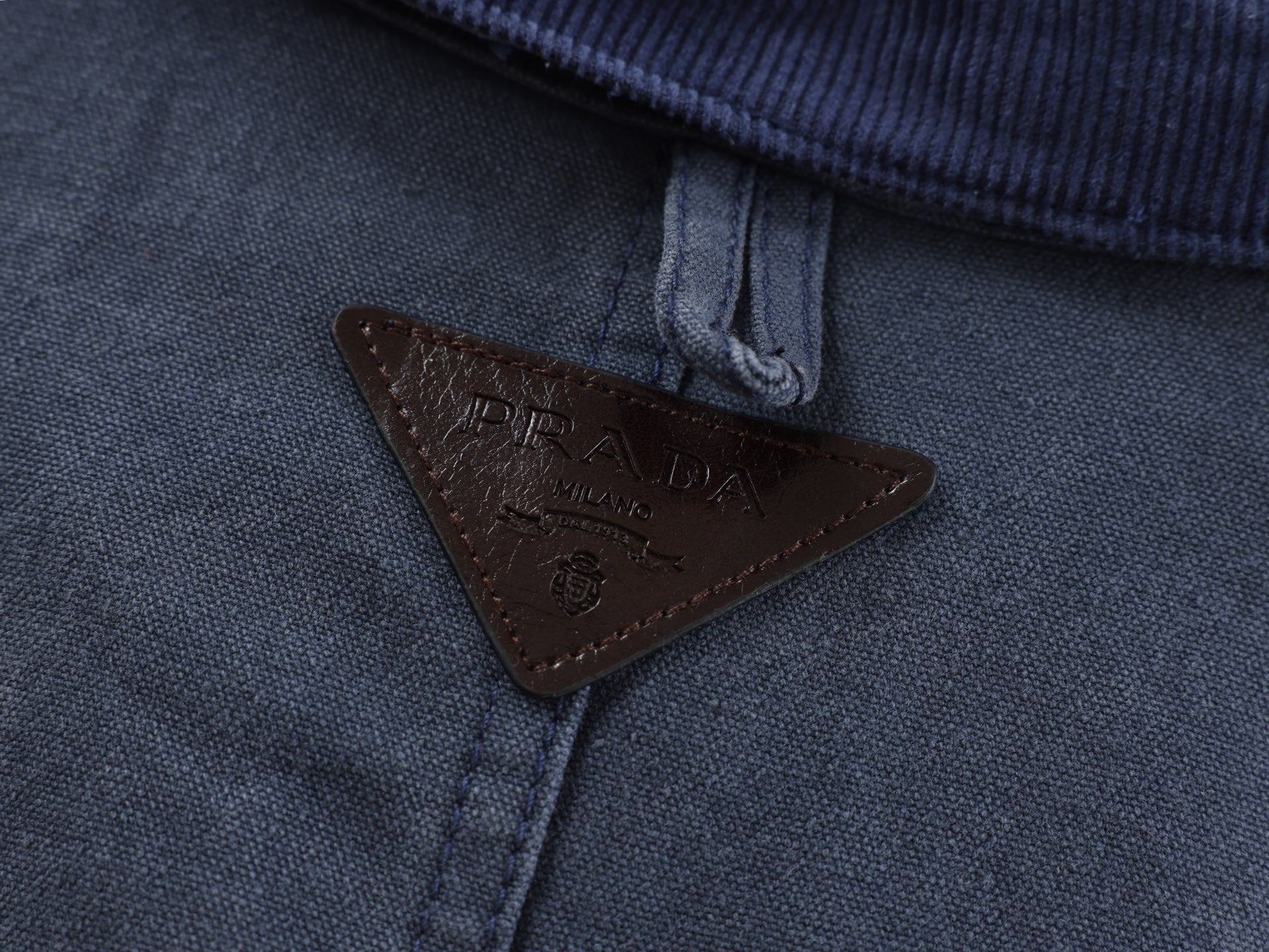 프라다 캔버스 트러커 자캣