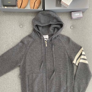 톰브라운 사선 니트 후드 집업