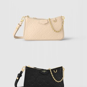 이지 파우치 온 스트랩 M80349