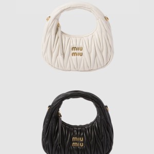 완더 마테라쎄 나파 가죽 호보 미니백 5BP078