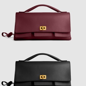 벨 에어 스몰 클러치 온 스트랩 834943